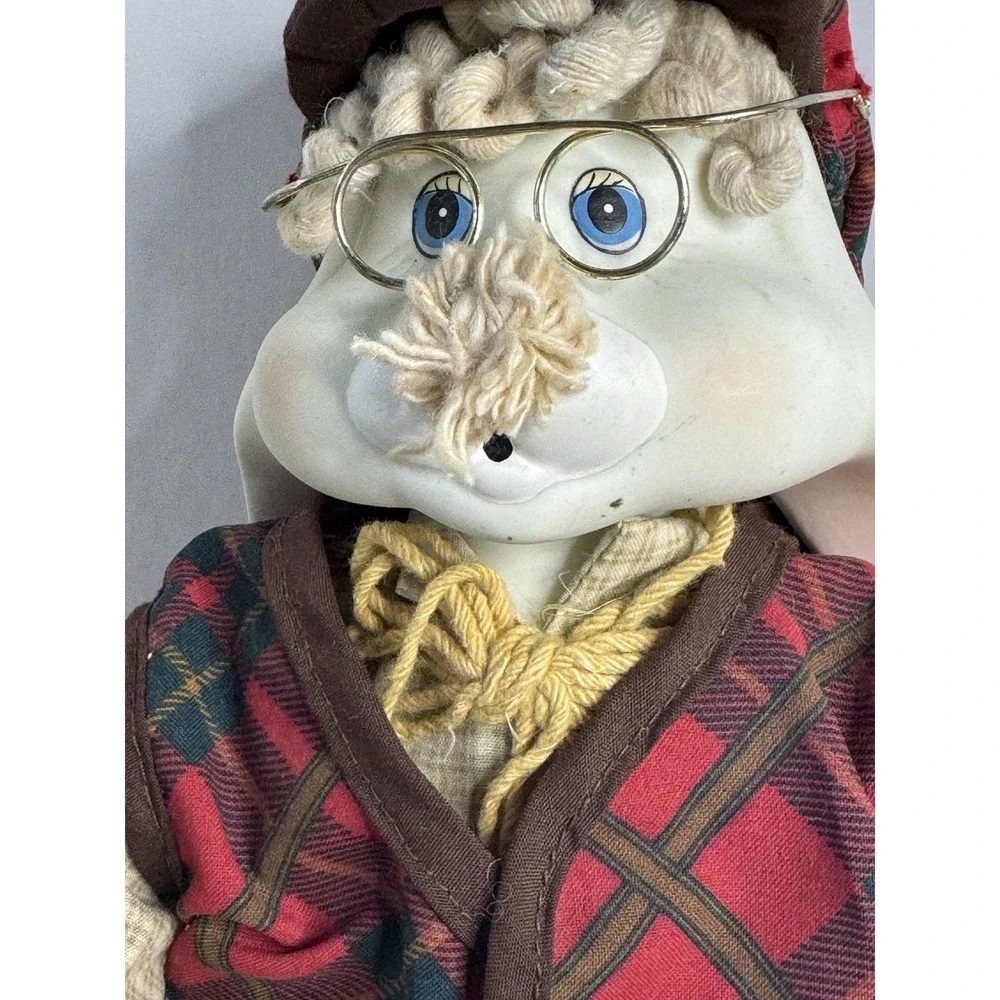 House of Lloyd Grandpa Lloyd & Grannie Flo Bunny Doll‎ Set 1996-97 Vintage Plush
